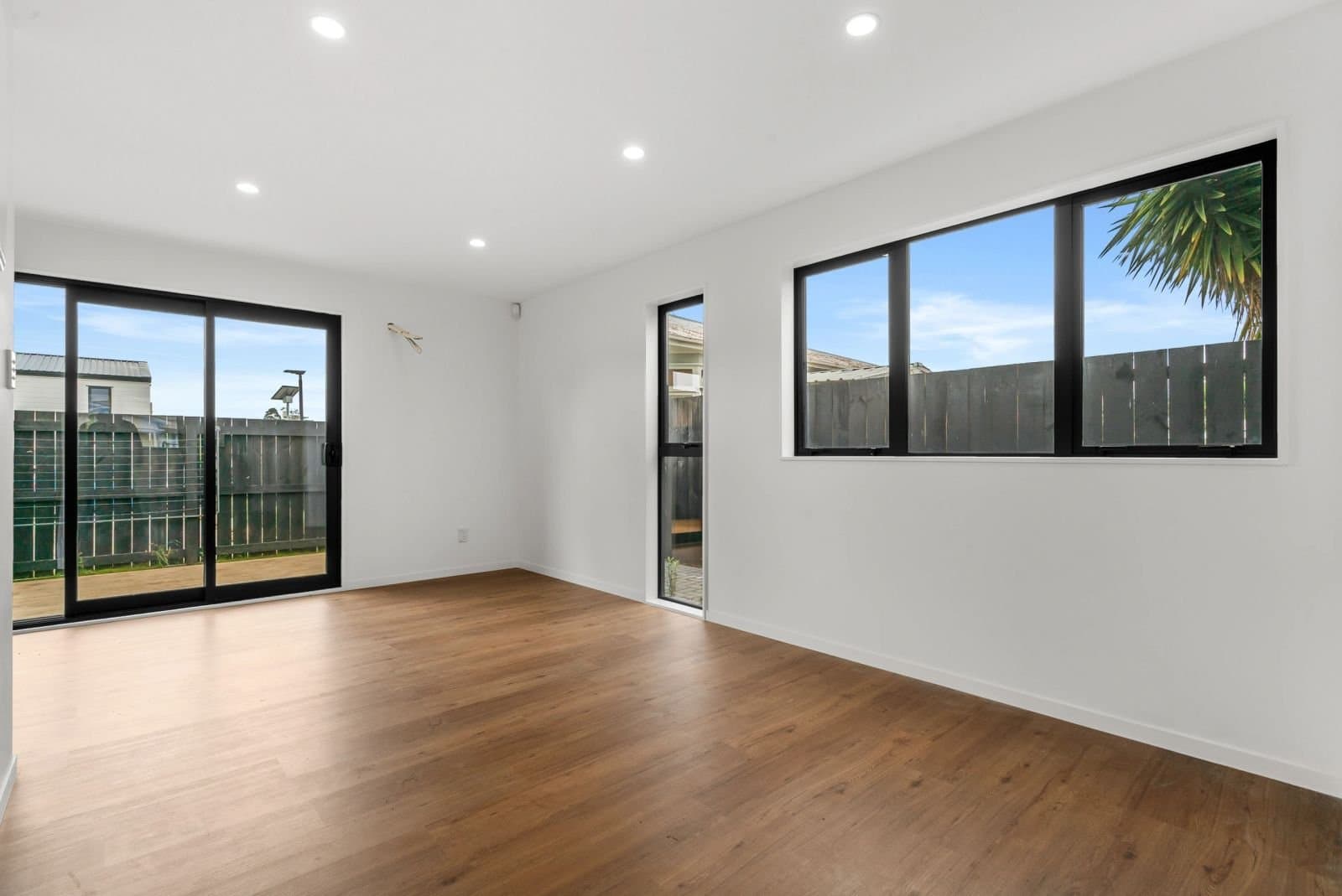 21 Tennessee Avenue, Mangere East, Auckland - image 5 of 8